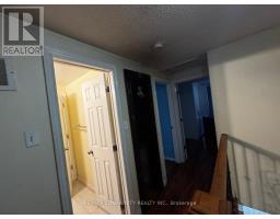 Upper - 56 Overlord Crescent, Toronto, ON M1B4P3 Photo 13