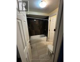 Upper - 56 Overlord Crescent, Toronto, ON M1B4P3 Photo 16
