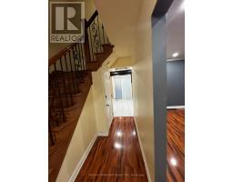 Upper - 56 Overlord Crescent, Toronto, ON M1B4P3 Photo 7