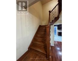 Upper - 56 Overlord Crescent, Toronto, ON M1B4P3 Photo 8