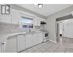 Kitchen - 1197 Pharmacy Avenue, Toronto, ON M1R2H5 Photo 9