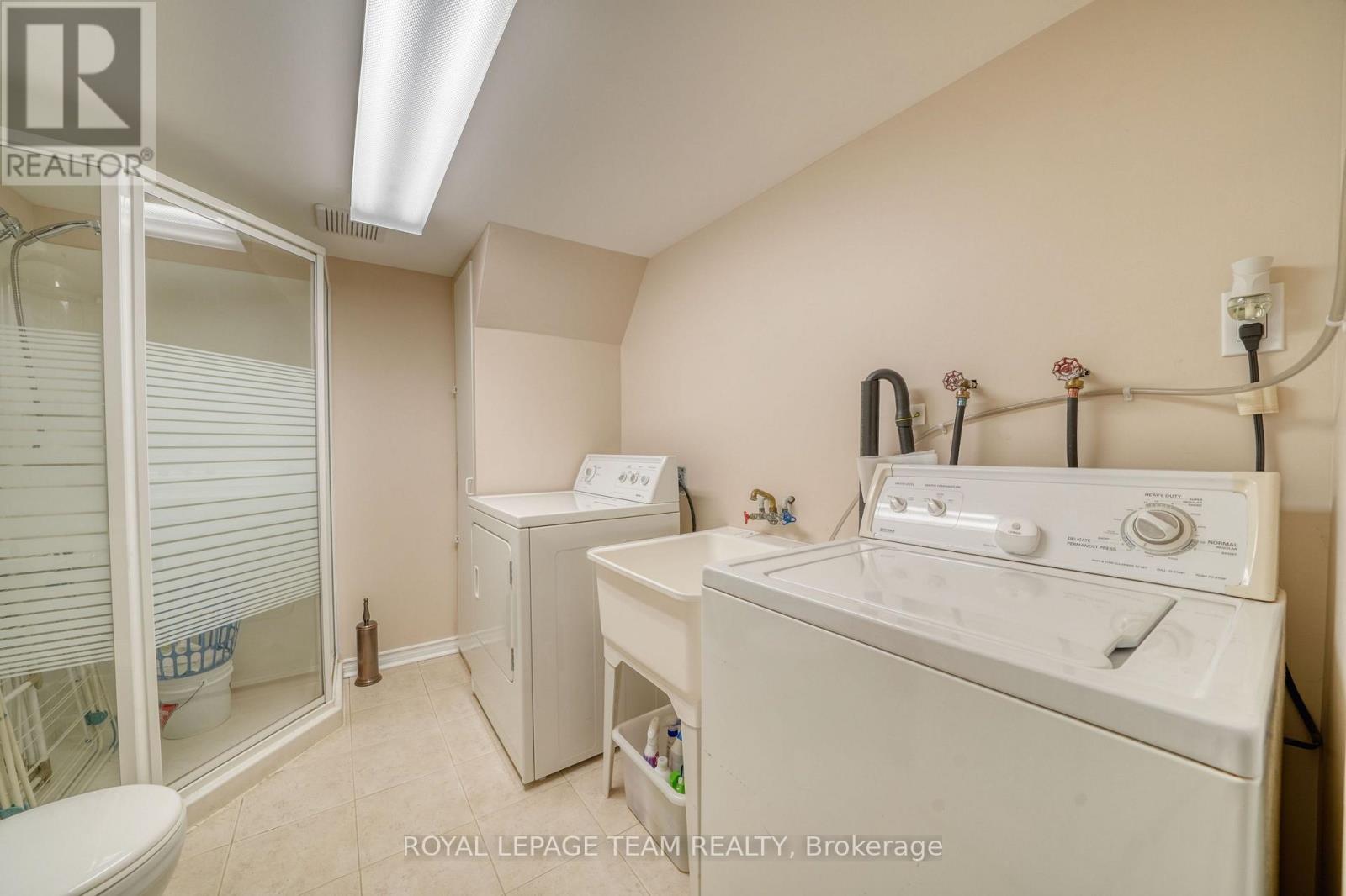 2161 RUSHTON ROAD - 20