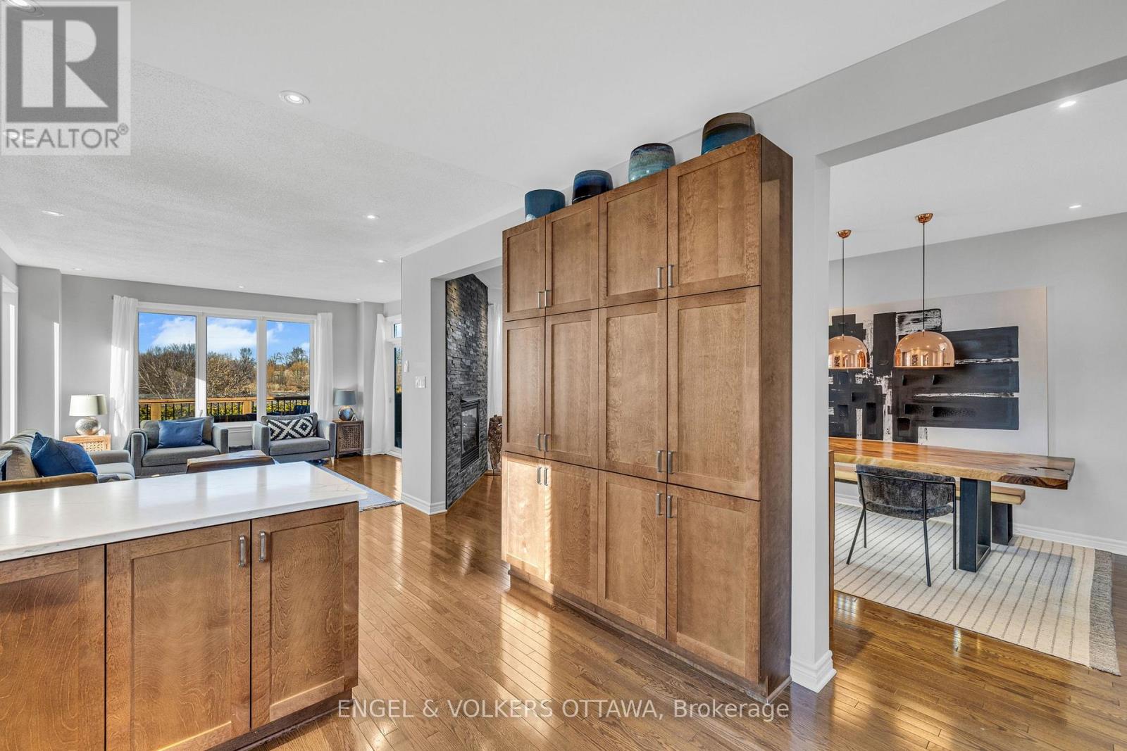 1080 NORTHGRAVES CRESCENT - Image 19