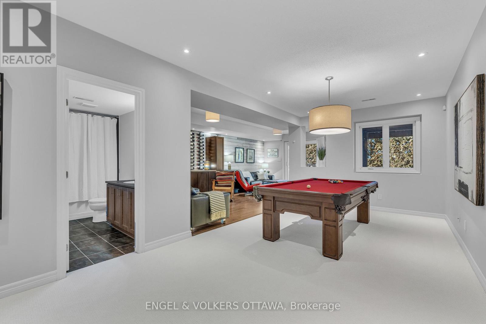 1080 NORTHGRAVES CRESCENT - Image 40