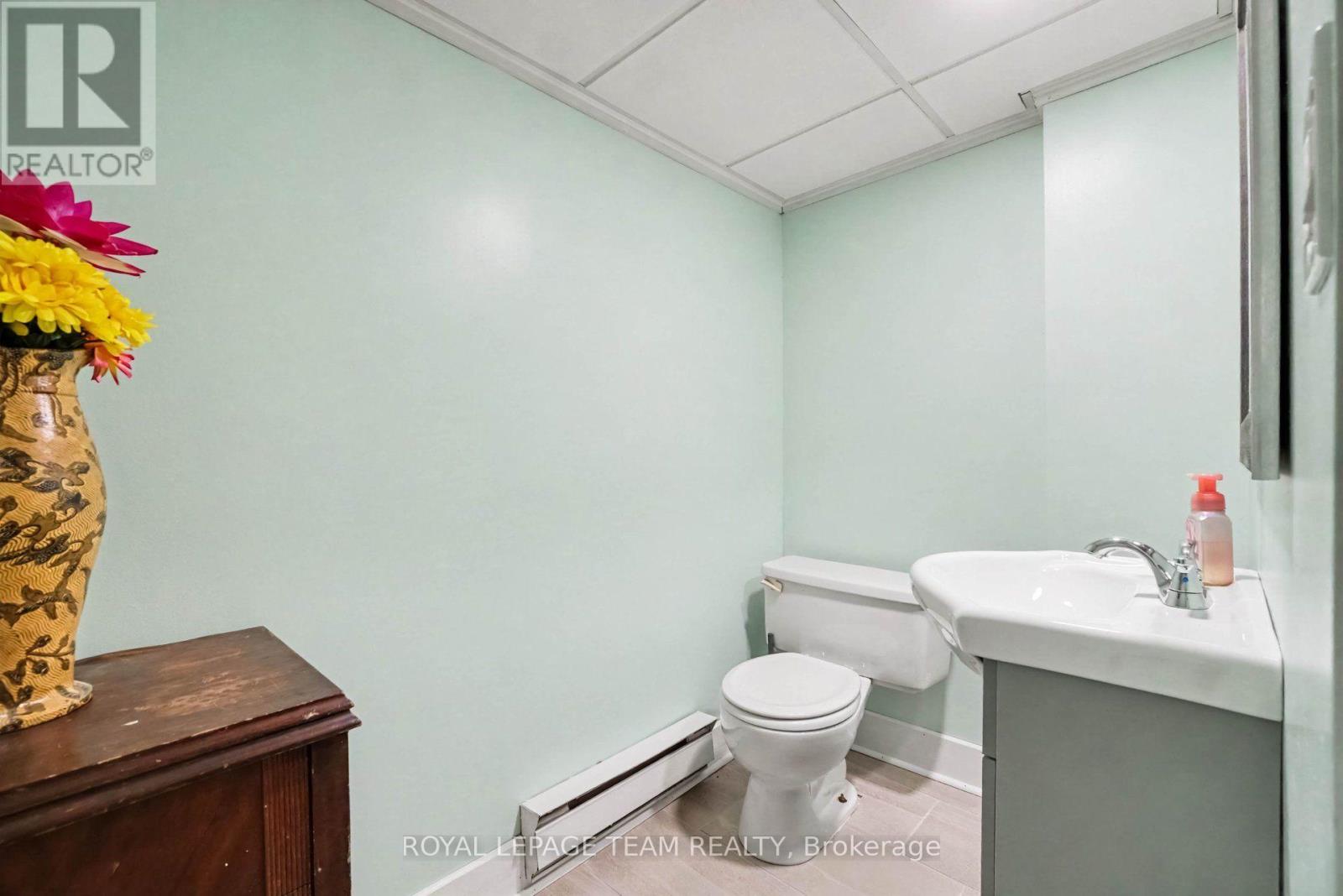 #C 8 ARNOLD DRIVE - Image 31