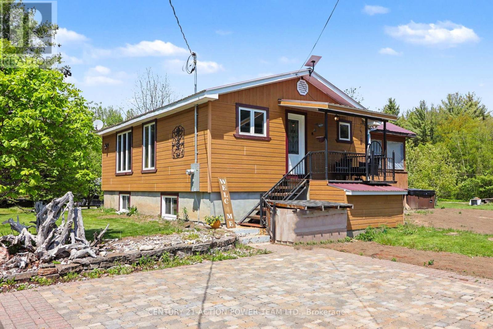 579 MONTEE LAJEUNESSE ROAD - 1