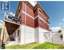 2 Seacoasts Circle, Vaughan, ON L6A5B6 Photo 48