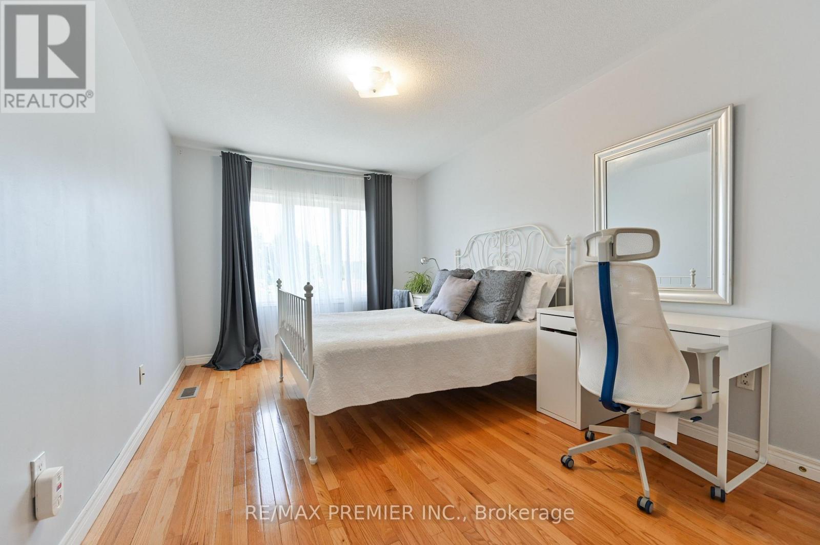 36 HELEN STREET - 28
