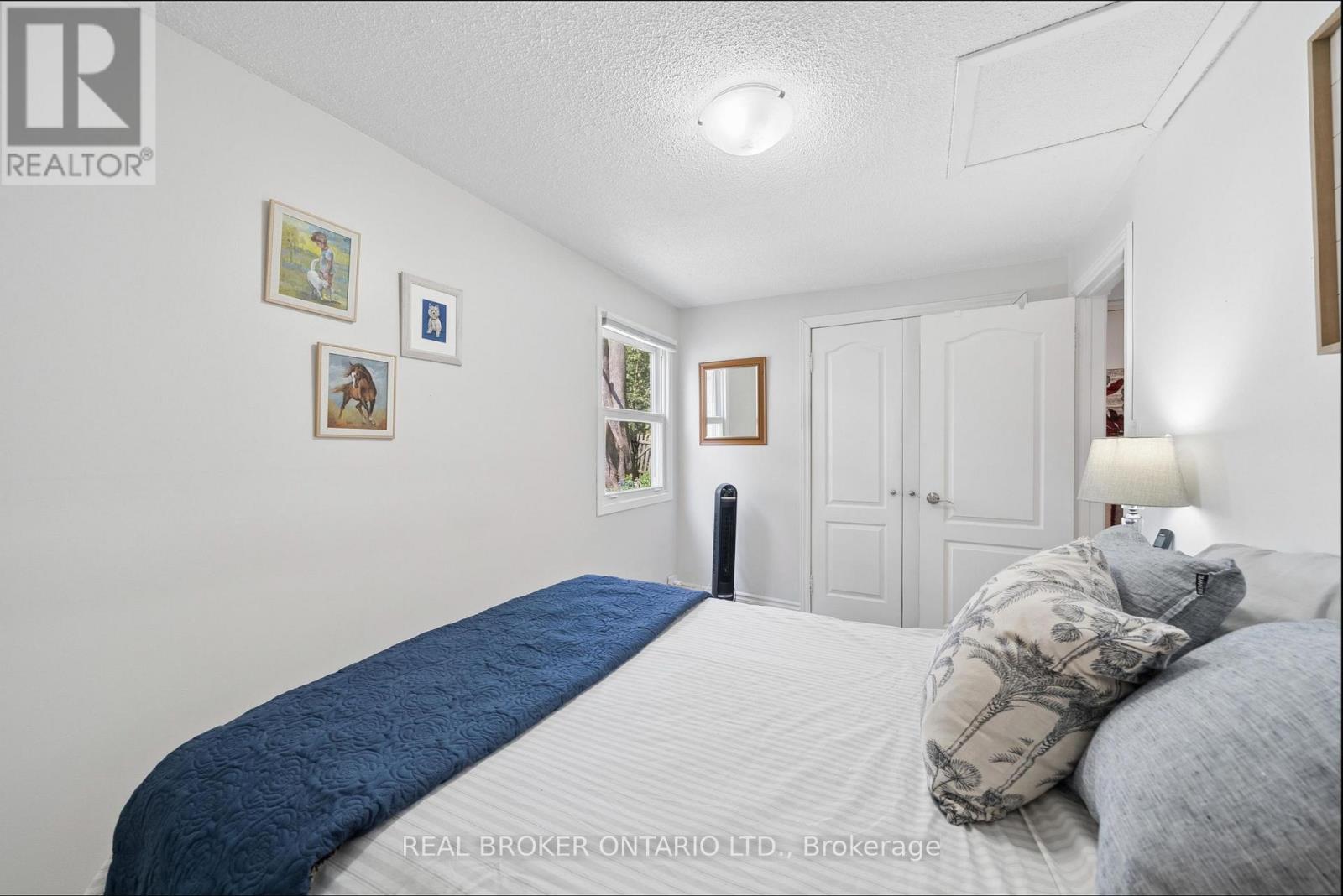 42 CONNOR DRIVE - 23
