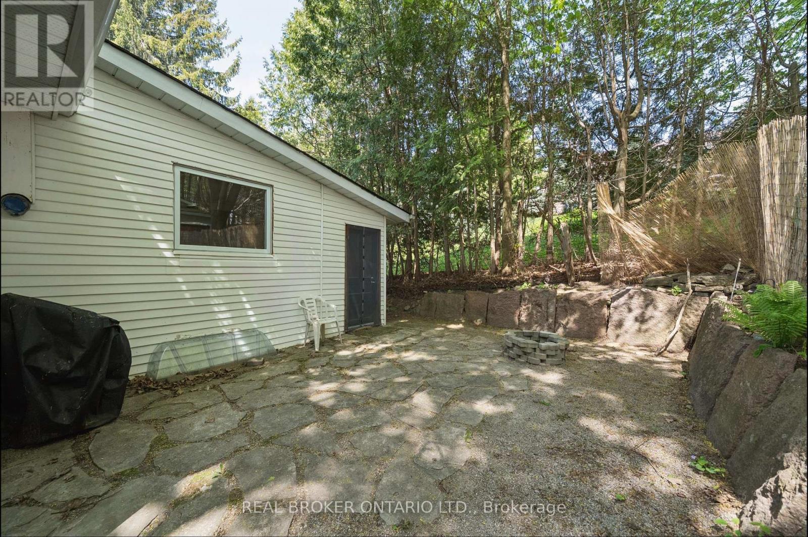 42 CONNOR DRIVE - 32