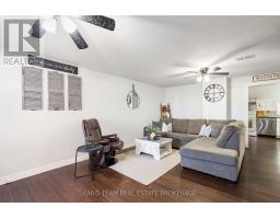 18 Poyntz Street, Penetanguishene, ON L9M1M4 Photo 11