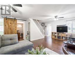 18 Poyntz Street, Penetanguishene, ON L9M1M4 Photo 13