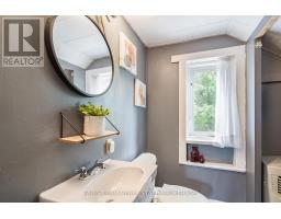 18 Poyntz Street, Penetanguishene, ON L9M1M4 Photo 23