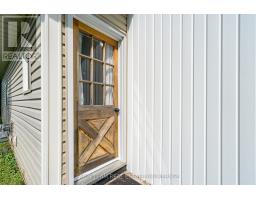 18 Poyntz Street, Penetanguishene, ON L9M1M4 Photo 24