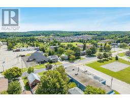 18 Poyntz Street, Penetanguishene, ON L9M1M4 Photo 31
