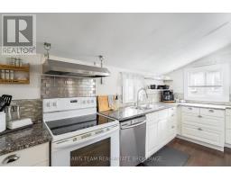 18 Poyntz Street, Penetanguishene, ON L9M1M4 Photo 8