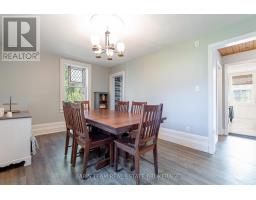 1346 Penetanguishene Road, Springwater, ON L4M4Y8 Photo 14