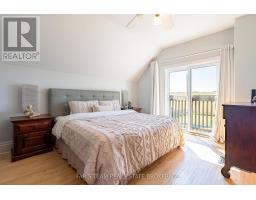 1346 Penetanguishene Road, Springwater, ON L4M4Y8 Photo 20