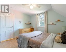 1346 Penetanguishene Road, Springwater, ON L4M4Y8 Photo 23