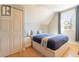 1346 Penetanguishene Road, Springwater, ON L4M4Y8 Photo 24