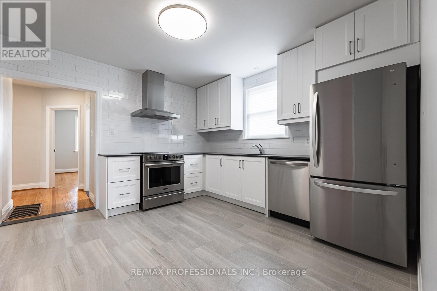 Photo of 11 STOCK AVENUE