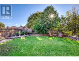 1332 Greenwood Crescent, Oakville, ON L6J6V3 Photo 47