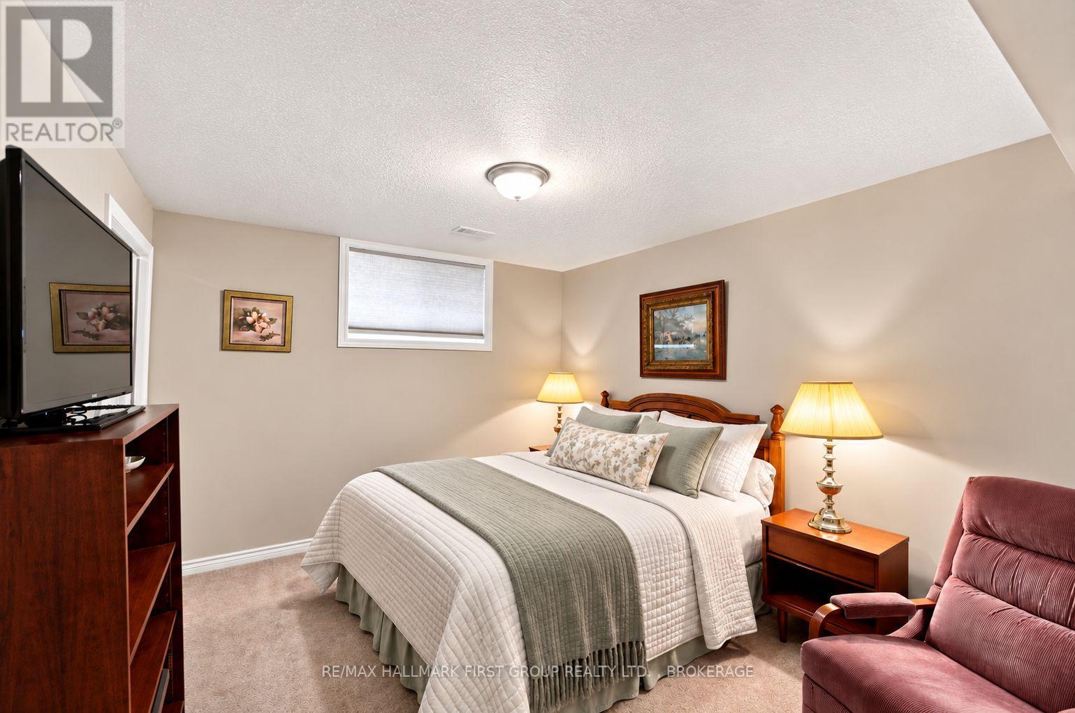 1248 LISBON PLACE - Image 32