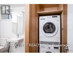Bsmt - 152 Close Avenue, Toronto, ON M6K2V5 Photo 13