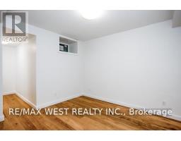 Bsmt - 152 Close Avenue, Toronto, ON M6K2V5 Photo 16