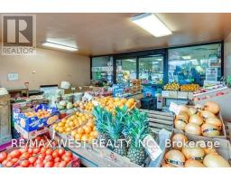 Bsmt - 152 Close Avenue, Toronto, ON M6K2V5 Photo 23