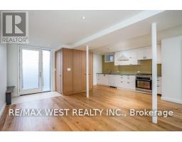 Bsmt - 152 Close Avenue, Toronto, ON M6K2V5 Photo 6