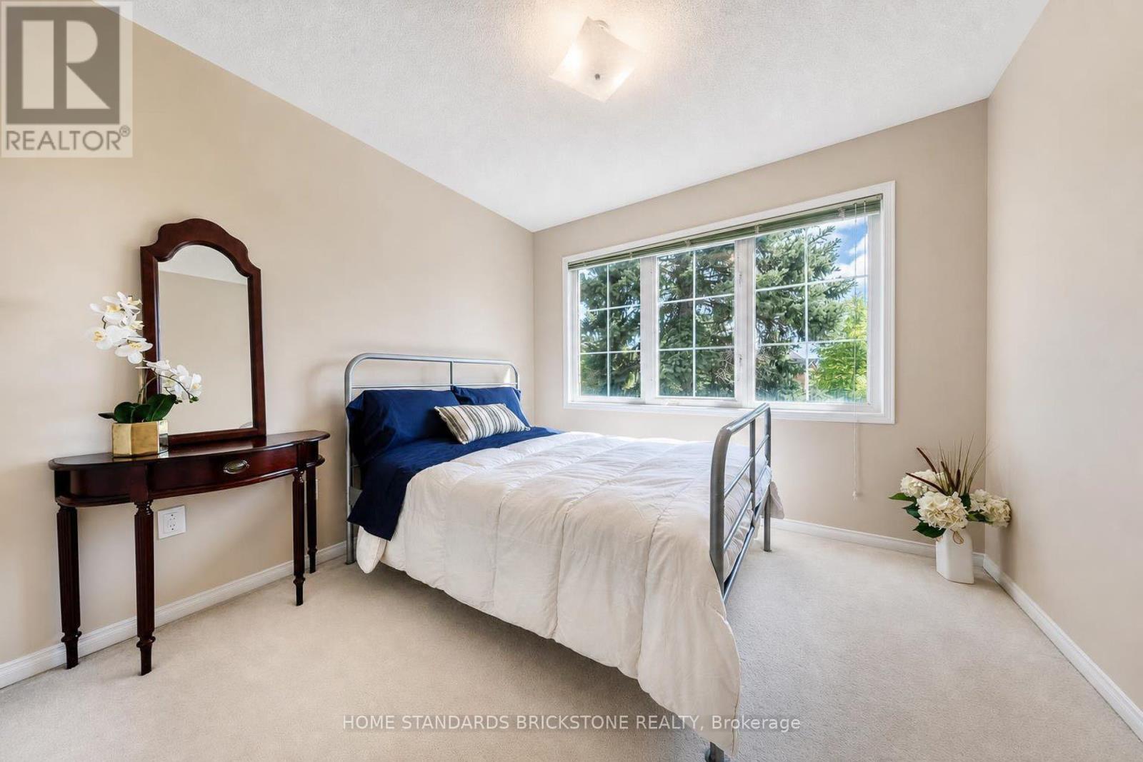#33 5230 GLEN ERIN DRIVE - 28