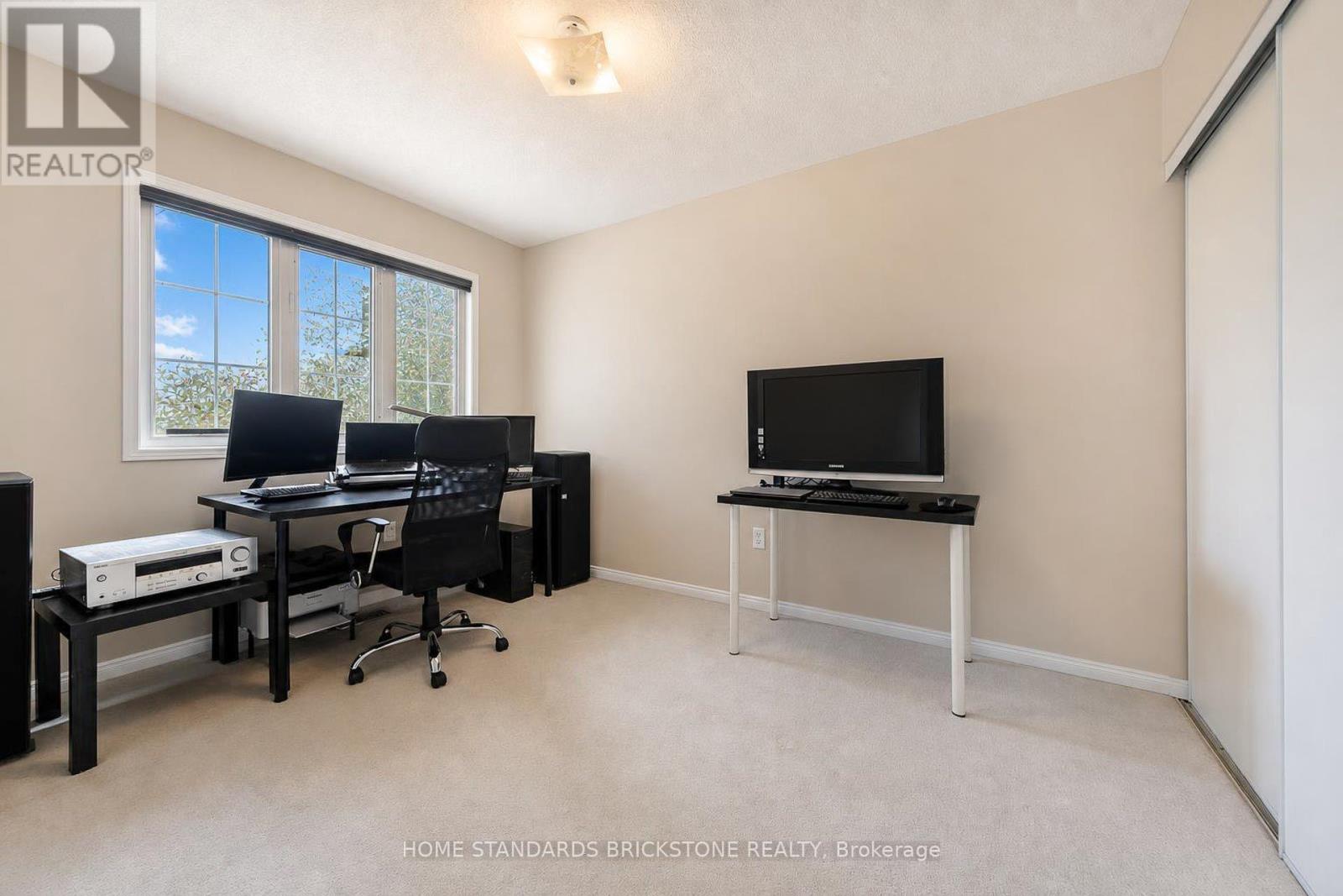 #33 5230 GLEN ERIN DRIVE - 31