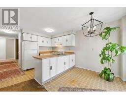 156 Macedonia Crescent, Mississauga, ON L5B3J5 Photo 14