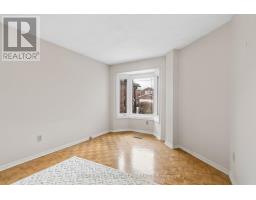 156 Macedonia Crescent, Mississauga, ON L5B3J5 Photo 9
