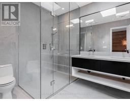 38 Van Dusen Boulevard, Toronto, ON M8Z3E6 Photo 16
