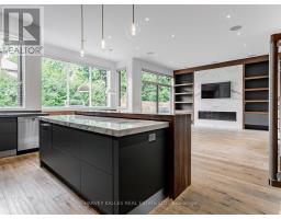 Living room - 38 Van Dusen Boulevard, Toronto, ON M8Z3E6 Photo 6