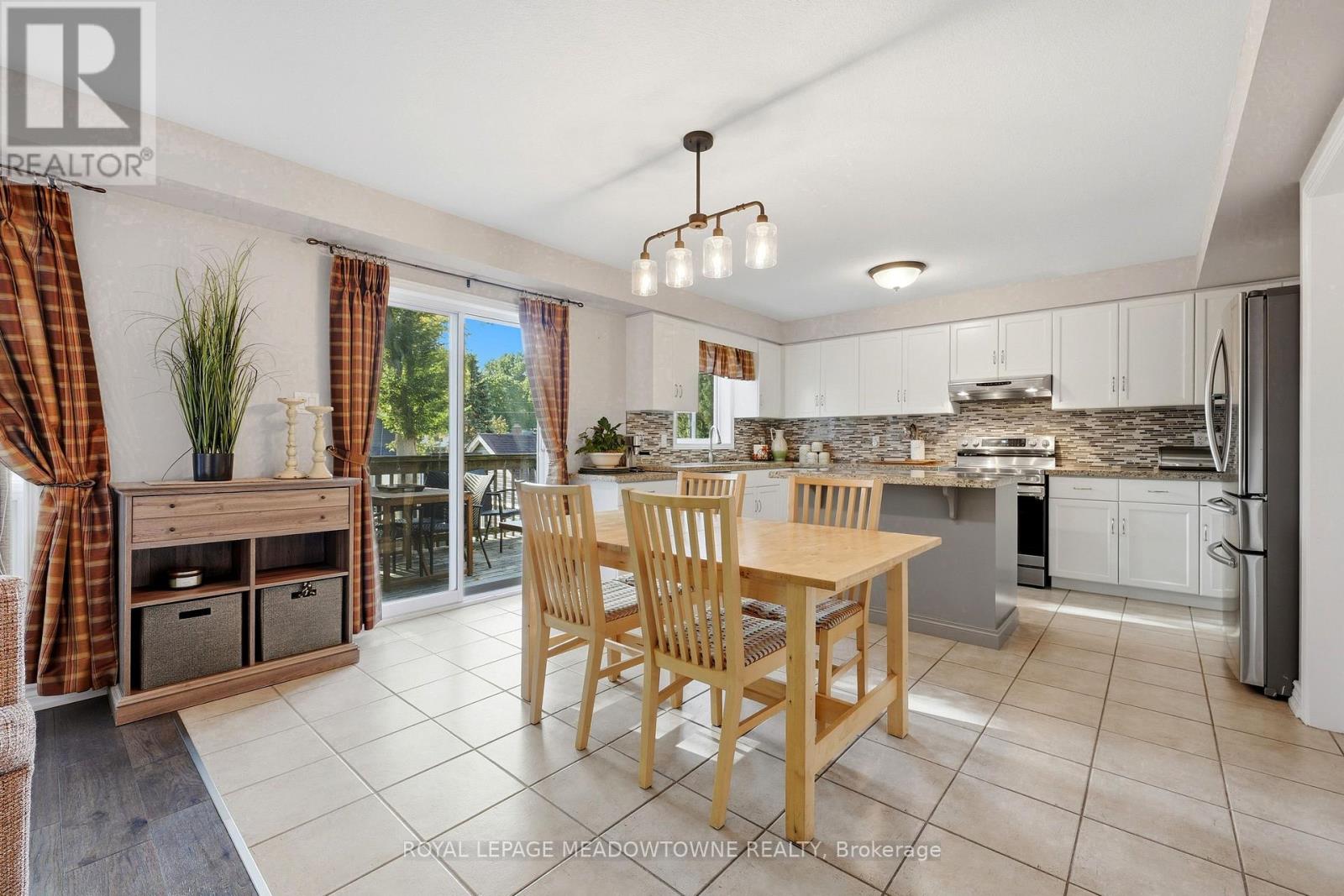 15 COSTIGAN COURT - 10