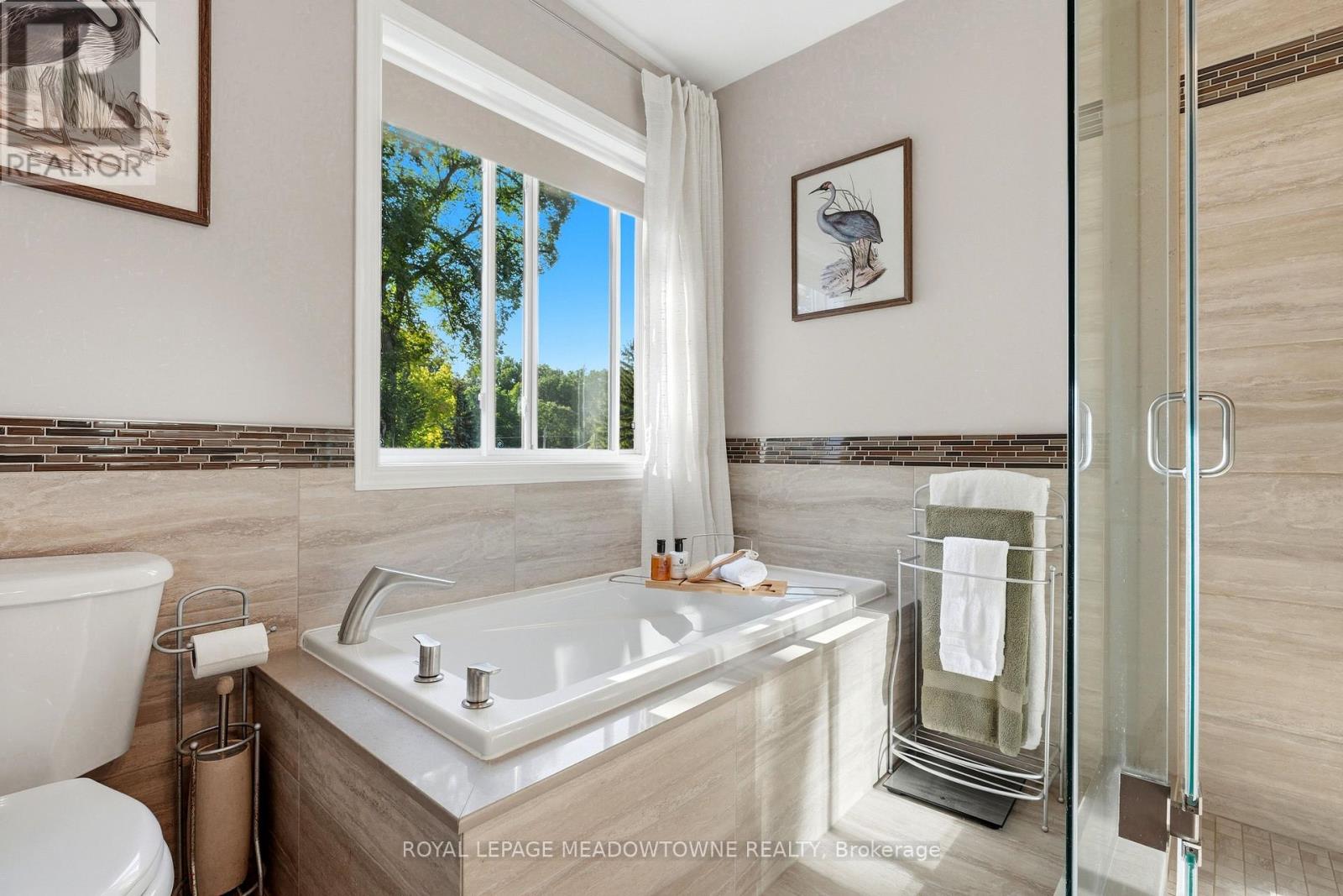15 COSTIGAN COURT - Image 27