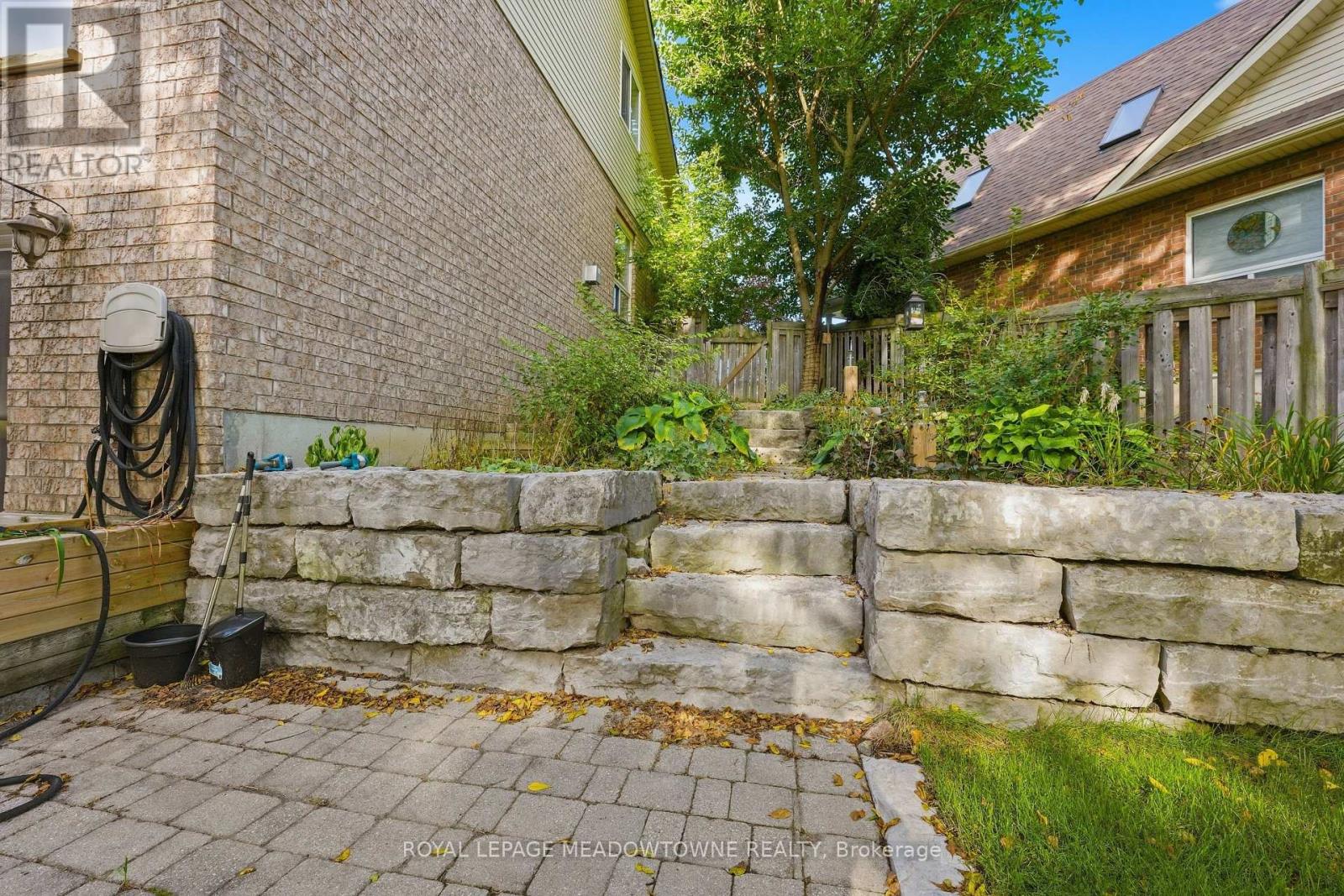 15 COSTIGAN COURT - Image 46