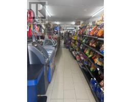 1024 Bloor Street W, Toronto, ON M6H1M2 Photo 7