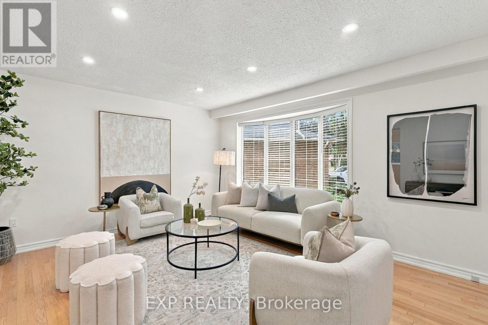 Photo of 491 TIPPERTON CRESCENT
