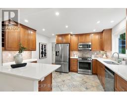 491 Tipperton Crescent, Oakville, ON L6L5E1 Photo 13