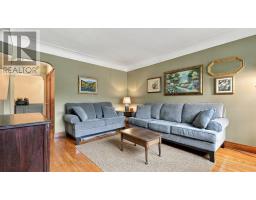 Primary Bedroom - 42 Delevan Crescent, Hamilton, ON L9A4A7 Photo 6