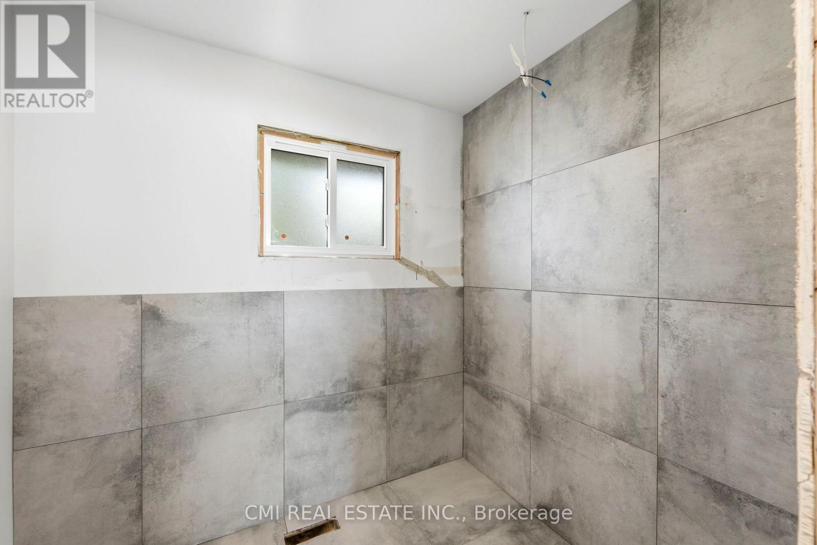 2324 SALMON BAY ROAD - 24