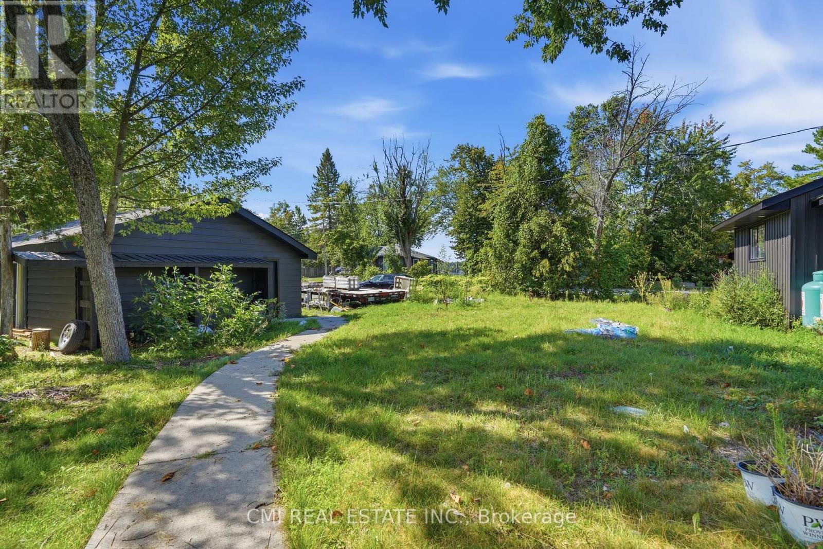 2324 SALMON BAY ROAD - 36