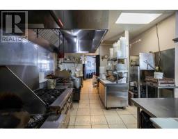 646 Erb St Street W, Waterloo, ON N2T0A8 Photo 23