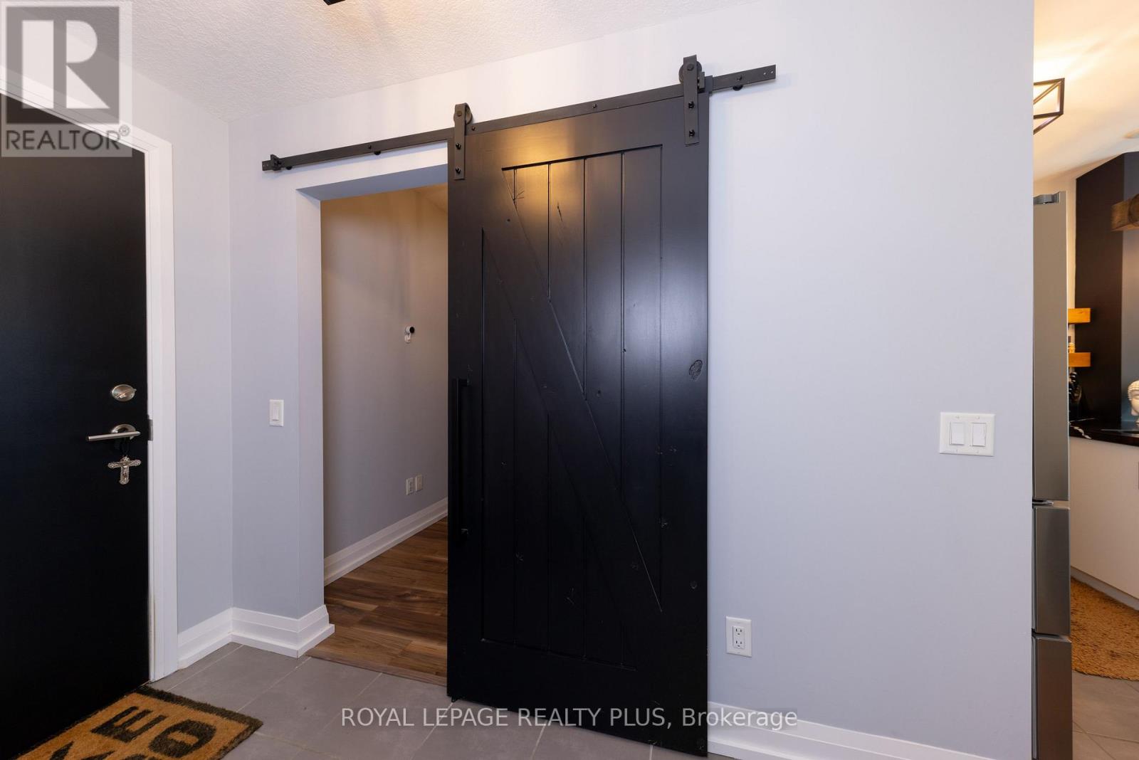 #306 16 CONCORD PLACE - 22