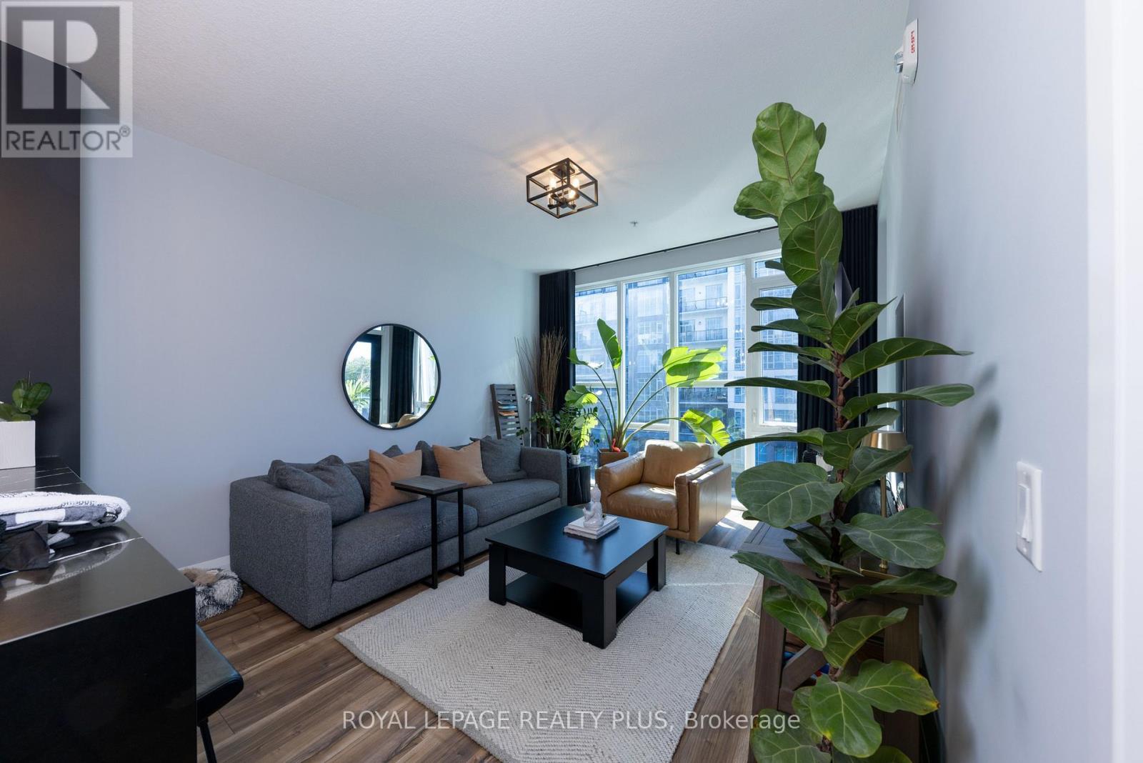 #306 16 CONCORD PLACE - 9