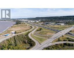 306 - 16 Concord Place, Grimsby, ON L3M0J1 Photo 30